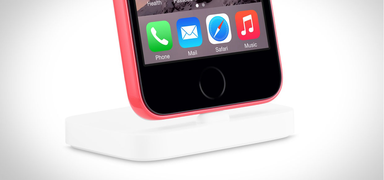 На официальном сайте Apple появился iPhone 5c с датчиком Touch ID