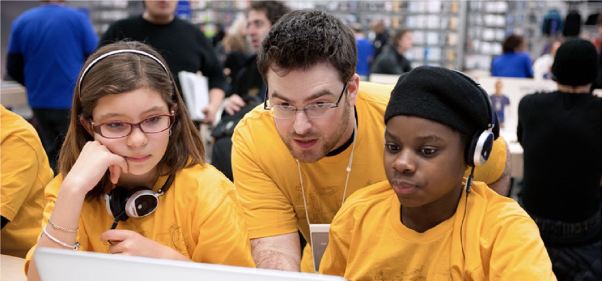 В детском лагере Apple обучат работе с iBooks и iMovie
