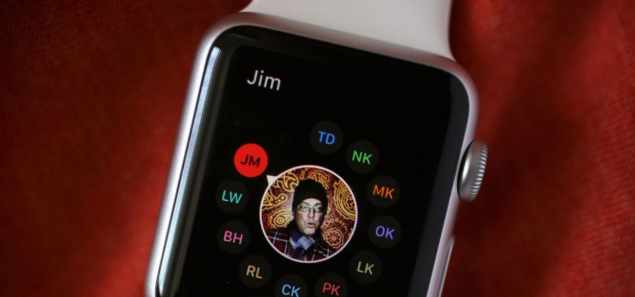 Патент для Apple Watch добавит новые жесты