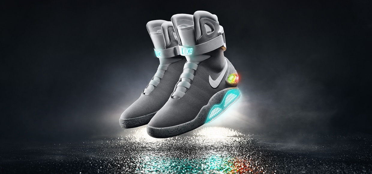 Nike представила автоматически шнурующиеся кроссовки Nike Mag 2015