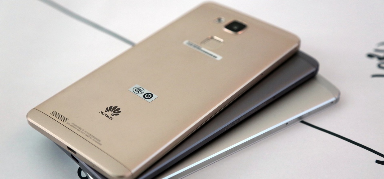 Специалисты из Huawei увеличили скорость зарядки смартфонов в 10 раз