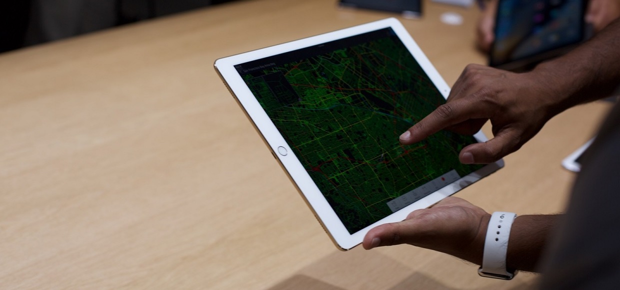 Покупатель получил iPad Pro с необычным цветовым сочетанием