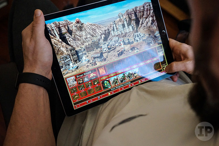 12-iPad-Pro-Gaming