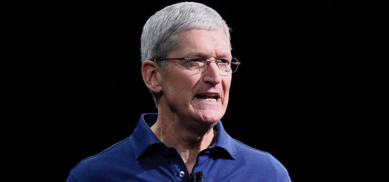 Apple отказалась взломать iPhone стрелка из Сан-Бернардино