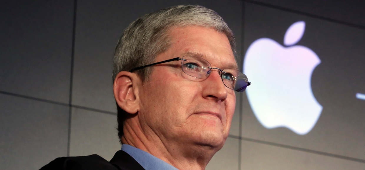 Apple: ФБР сами заблокировали iPhone террориста