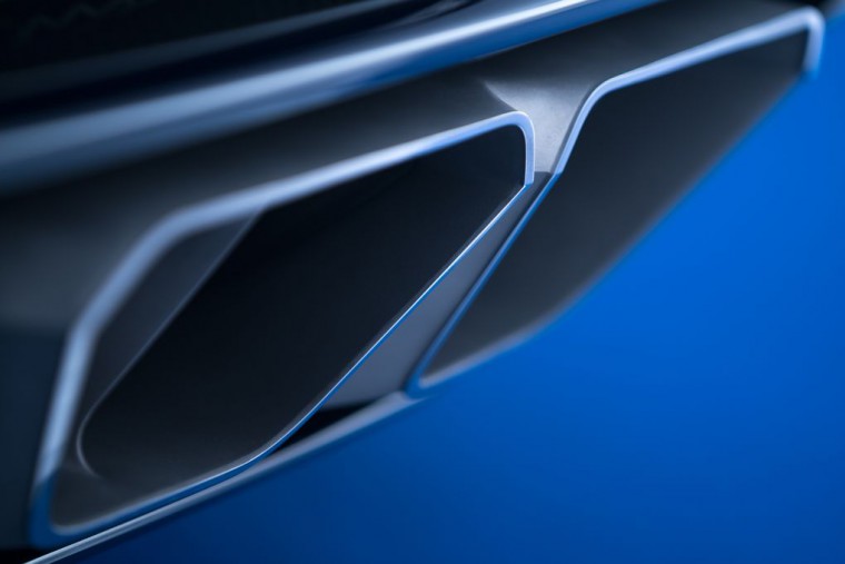 14_CHIRON_exhaust_WEB.0