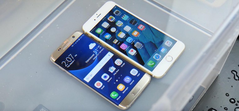 Samsung_VS_iPhone_under_water