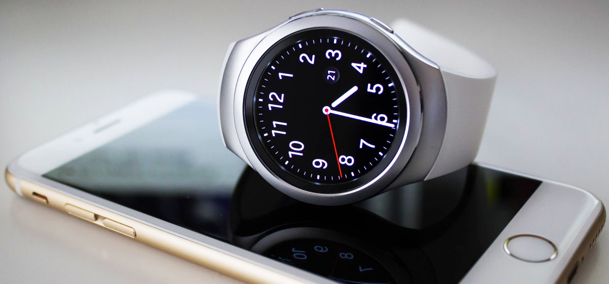 Конкурент Apple Watch от Samsung теперь работает с iOS