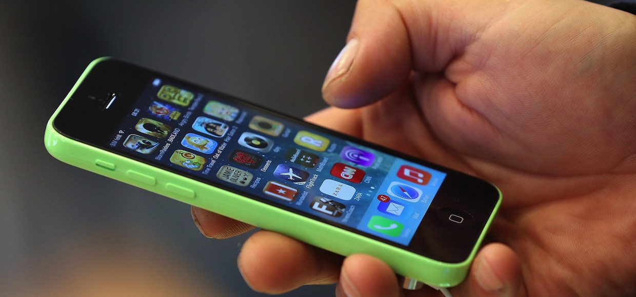 В iPhone террориста  из Сан-Бернардино «нет ничего интересного»