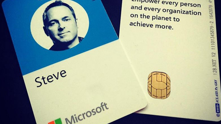 microsoft-employee-badge