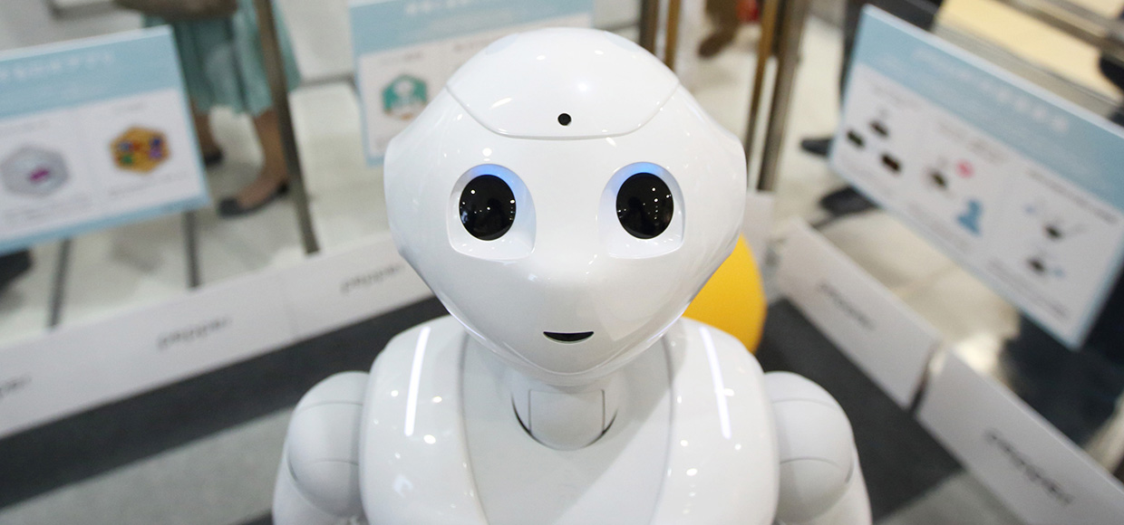В Японии робот-гуманоид стал учеником средней школы
