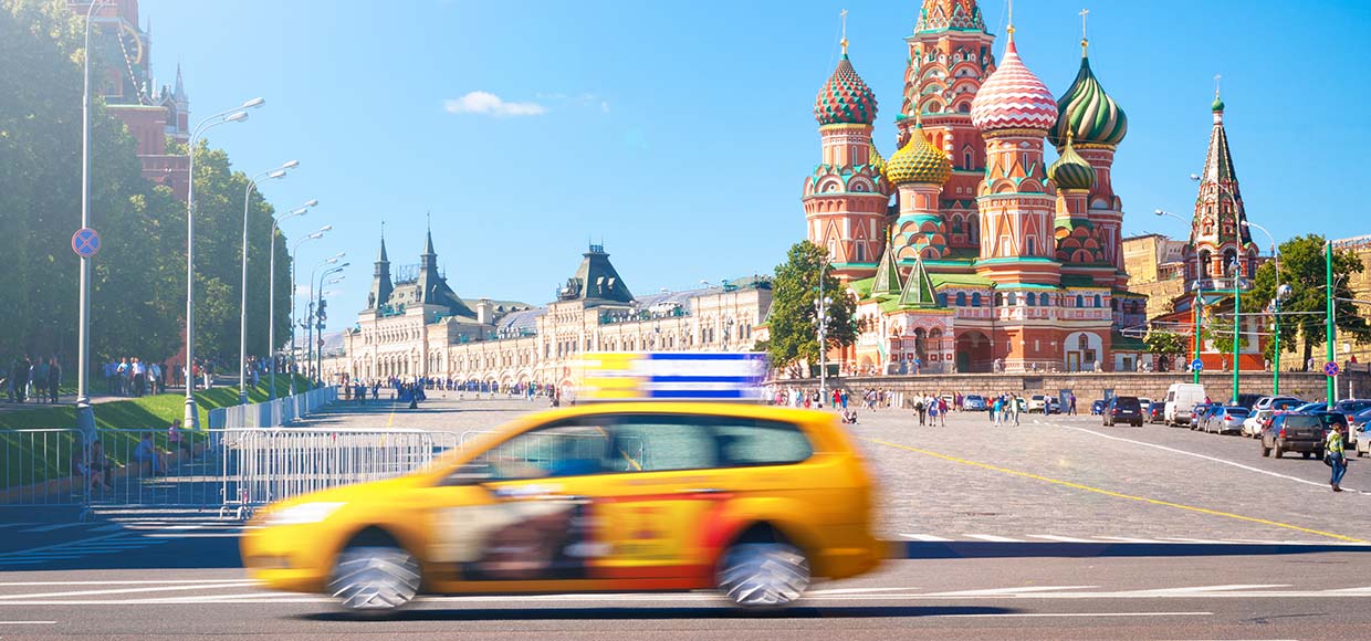 Российские таксисты возмущены низкими ценами в Uber, Gett и «Яндекс.Такси»