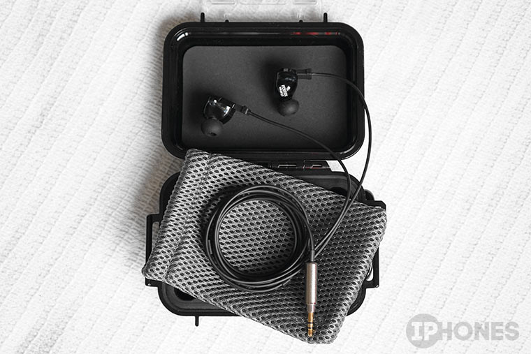 fostex-te-100-pelican-case-1010