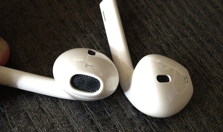 от earpods болят уши