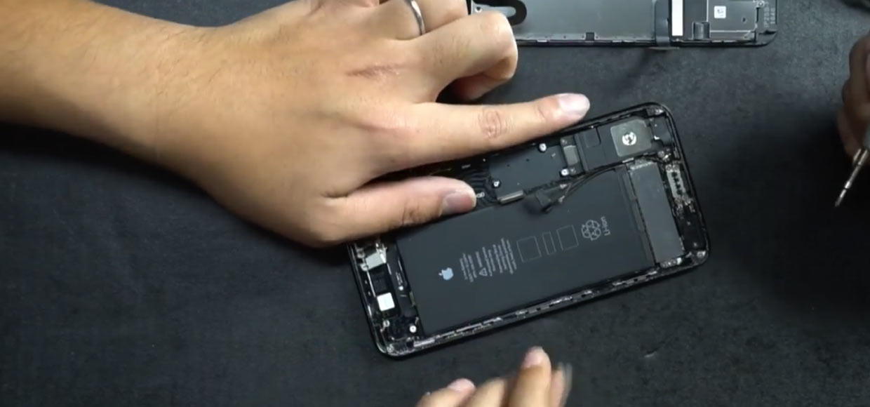 Опубликовано видео с разборкой iPhone 7 Plus. Что внутри?