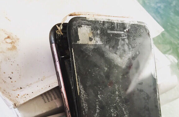 Взорвался первый iPhone 7 Plus. Не ведись на развод