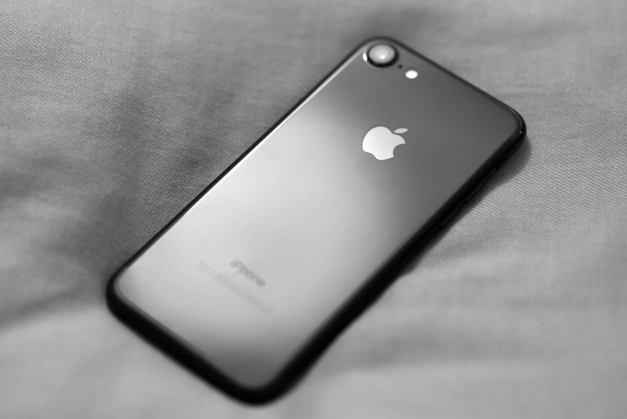 Iz Chego Sdelan Iphone 7 Korpus I Cveta Ajfona 7