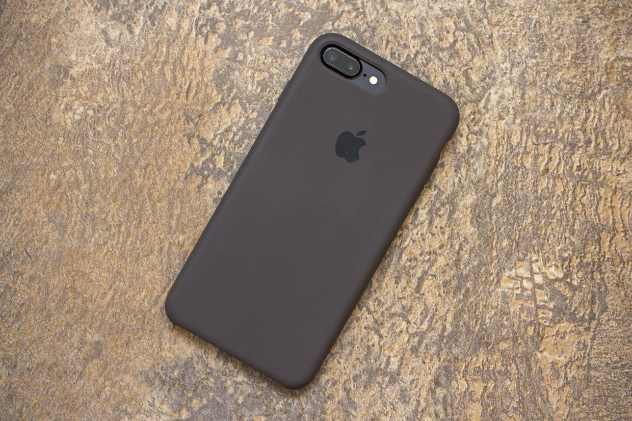 iphone-7-original-cases-review-iphones-4