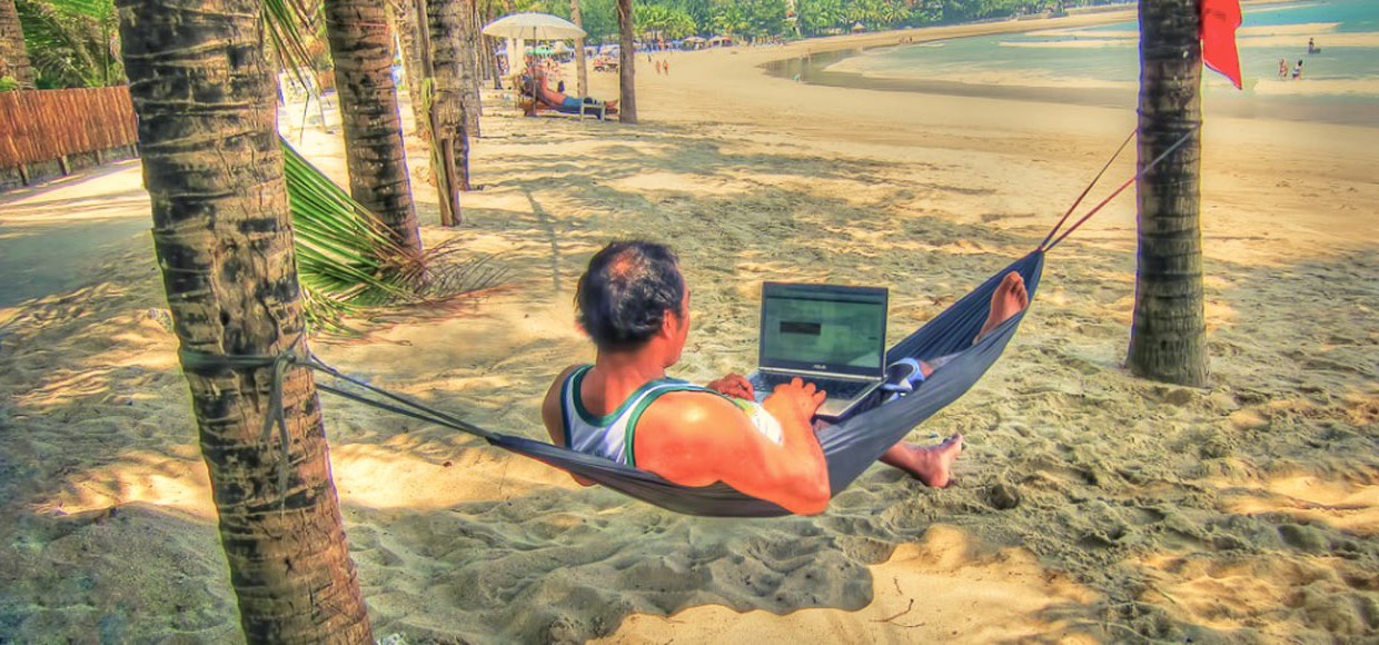 7 супер-востребованных профессий будущего, которыми можно овладеть не выходя из дома 