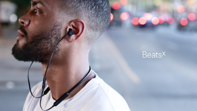 BeatsX появятся в продаже в начале 2017