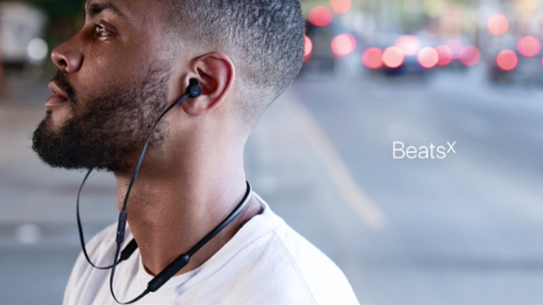 BeatsX выйдут в феврале. Дешевле AirPods на 1 000 руб.