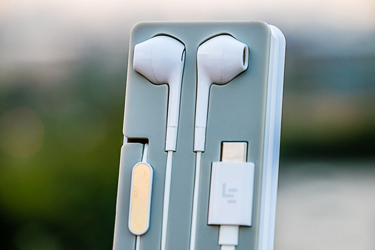 LeEco-CDLA-earphones-3