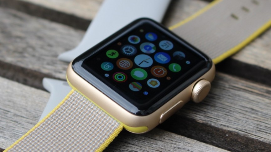 Apple Watch 3 обзаведутся новым типом дисплеев. Релиз этой осенью