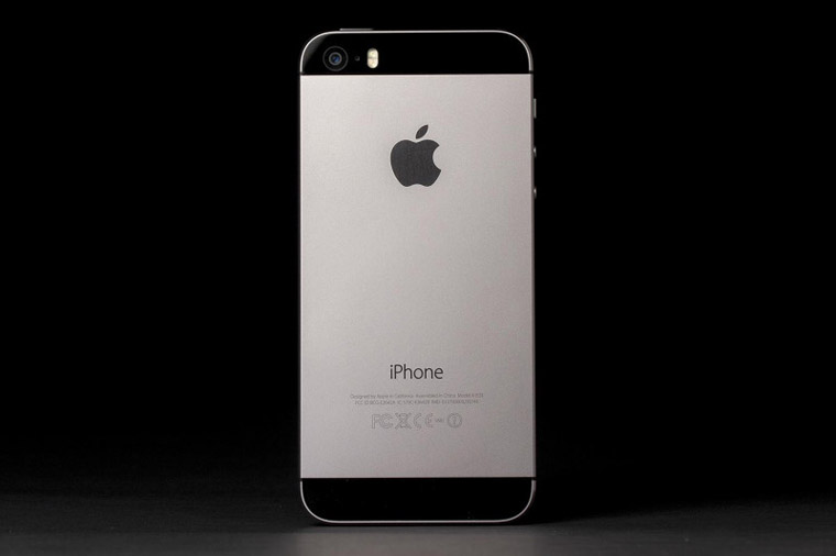 apple-iphone-5s-screen-back-800x533-c (1)