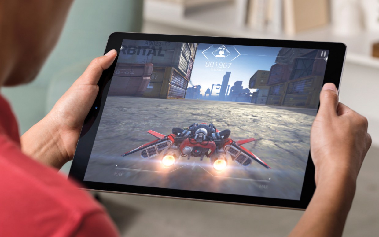 Поставки iPad Pro 12.9″ сокращаются вслед за iPad Air 2