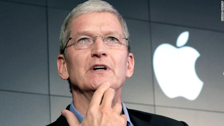Тим Кук хочет убедить опытных юзеров Apple, что всё хорошо