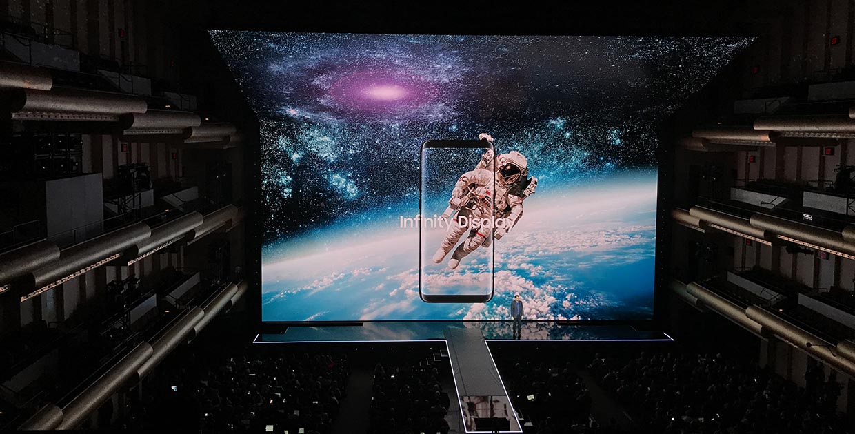 7 важных отличий презентации Samsung от мероприятий Apple