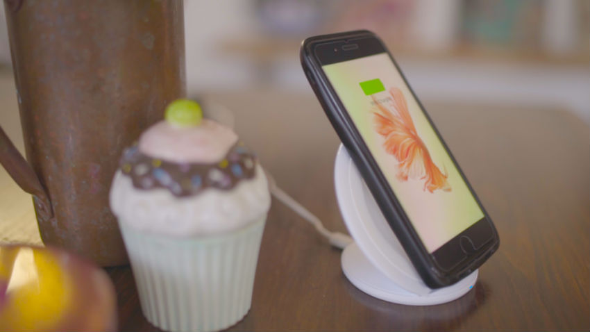 Этот чехол превращает iPhone в дикий Android с 2 SIM-картами