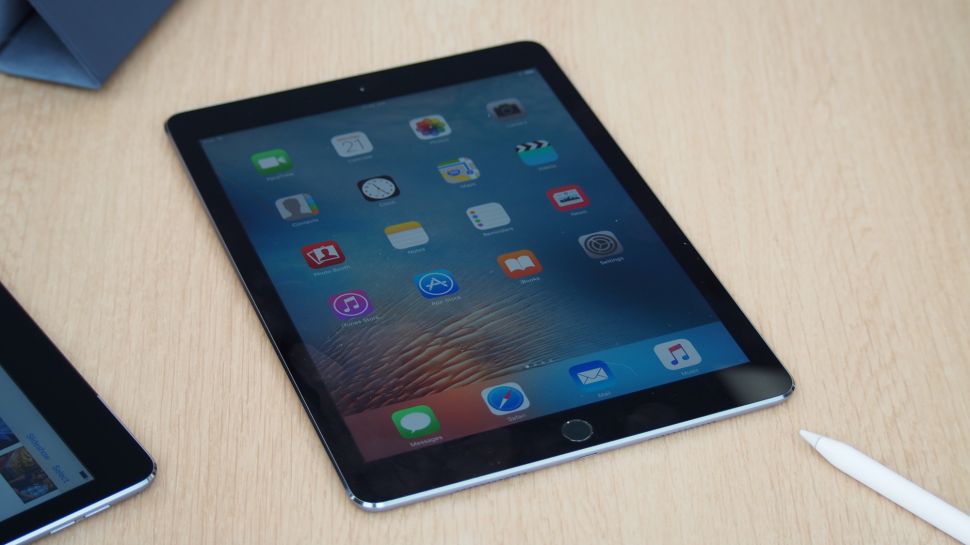 Дисплей нового iPad ярче iPad Air на 44%