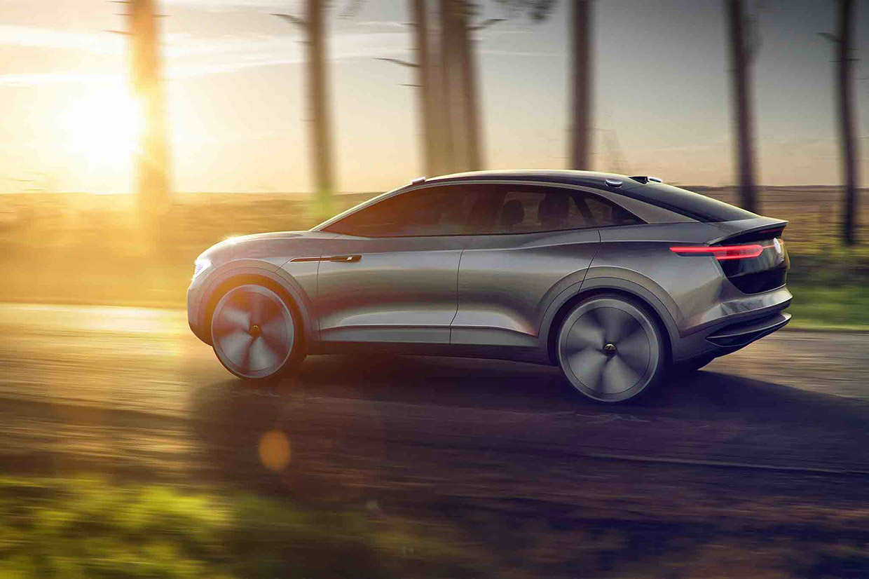 Volkswagen-ID-Crozz-Concept-side-profile-in-motion-01