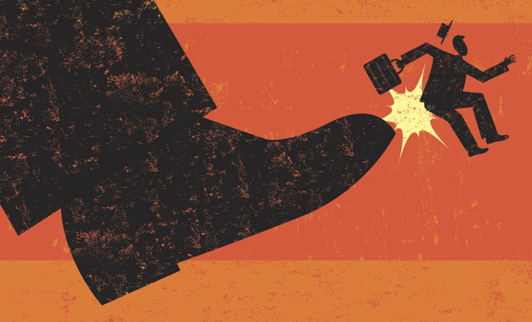 Выбери, какого автора iPhones.ru надо уволить