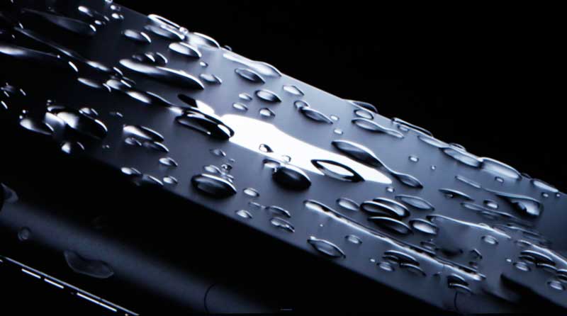 Apple научилась выталкивать воду из iPhone звуком
