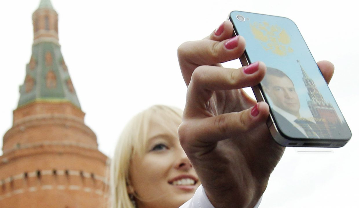 iPhone захватил 81% премиальных смартфонов в России