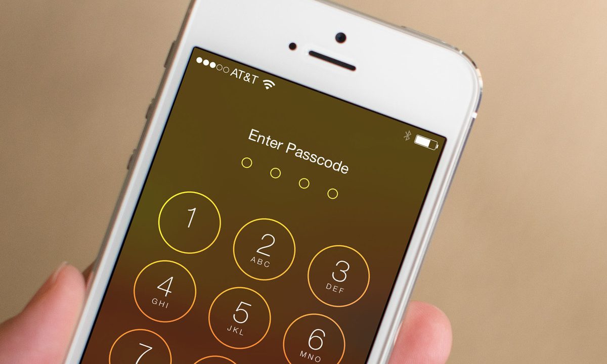 Американца посадили на полгода за отказ от разблокировки iPhone