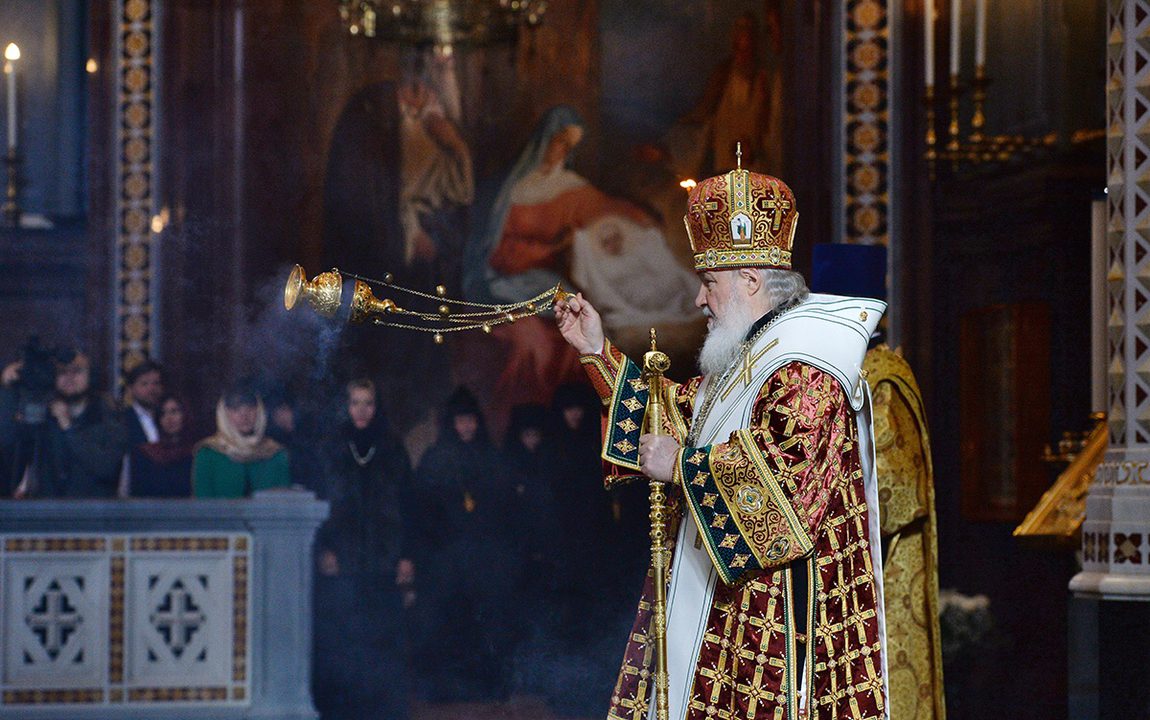 Патриарх: со Святым духом нельзя говорить по телефончику