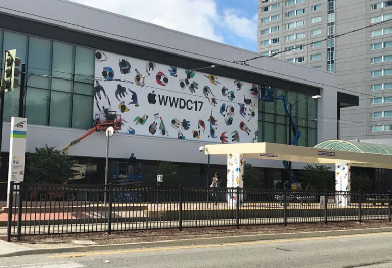 Apple начала подготовку к WWDC 2017 (фото)