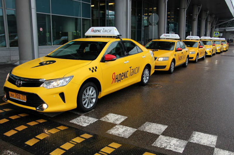 Яндекс.Такси теперь показывает, куда именно подъедет машина