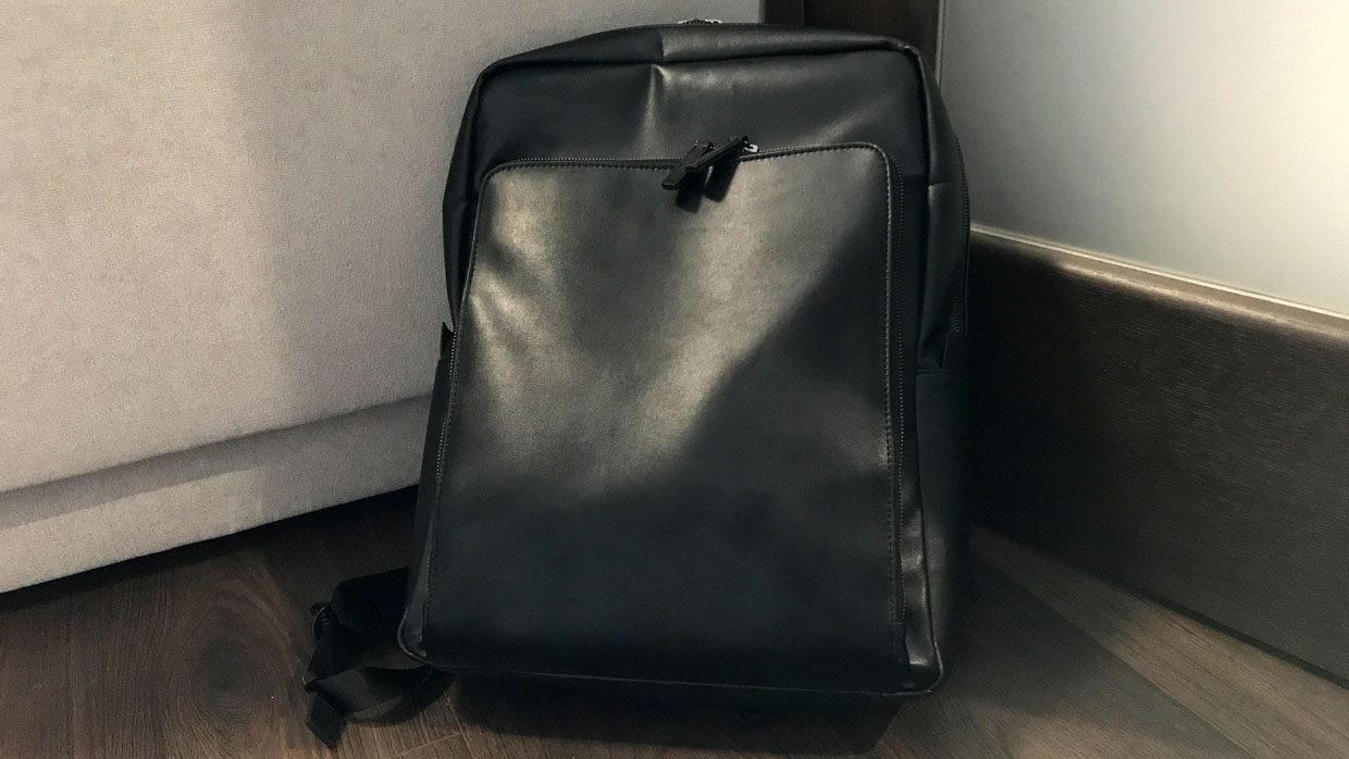 Кайфую с кожаным рюкзаком Xiaomi для города. Уже два месяца