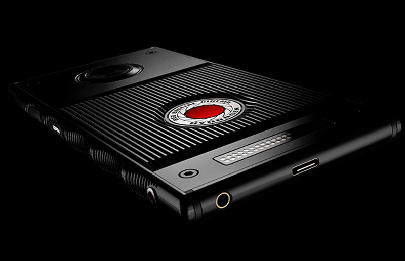 RED Hydrogen One: нужен ли смартфон с голографическим дисплеем. Разбираемся