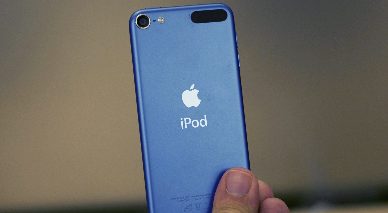 Apple скинула цены на iPod touch на $50-100