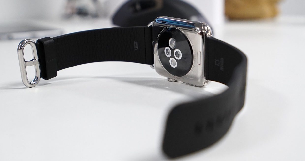 re:Store обрушил цены на стальные Apple Watch