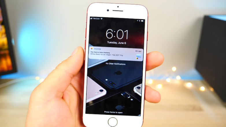 iOS 11 замучает уведомлениями отсутствия места на iPhone
