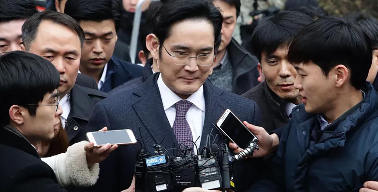 Вице-президент Samsung осужден на 5 лет за взяточничество