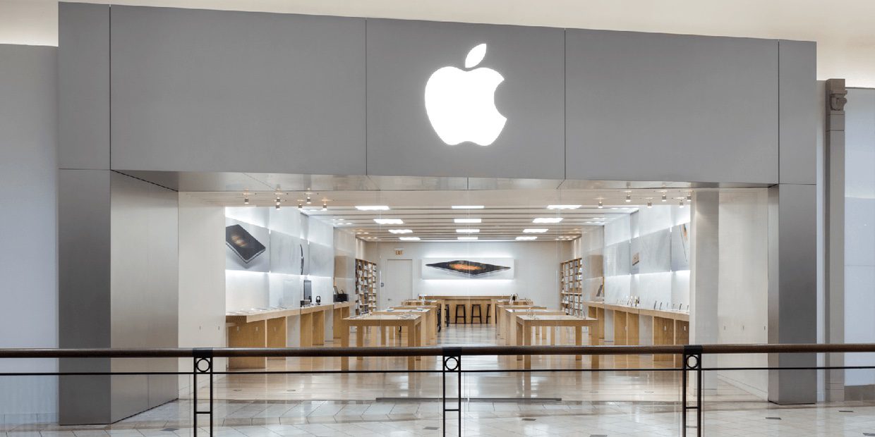 На Apple подали в суд из-за оплошности сотрудника Apple Store