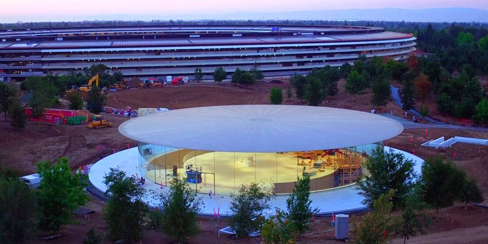 Здесь покажут iPhone 8: фото театра Стива Джобса изнутри