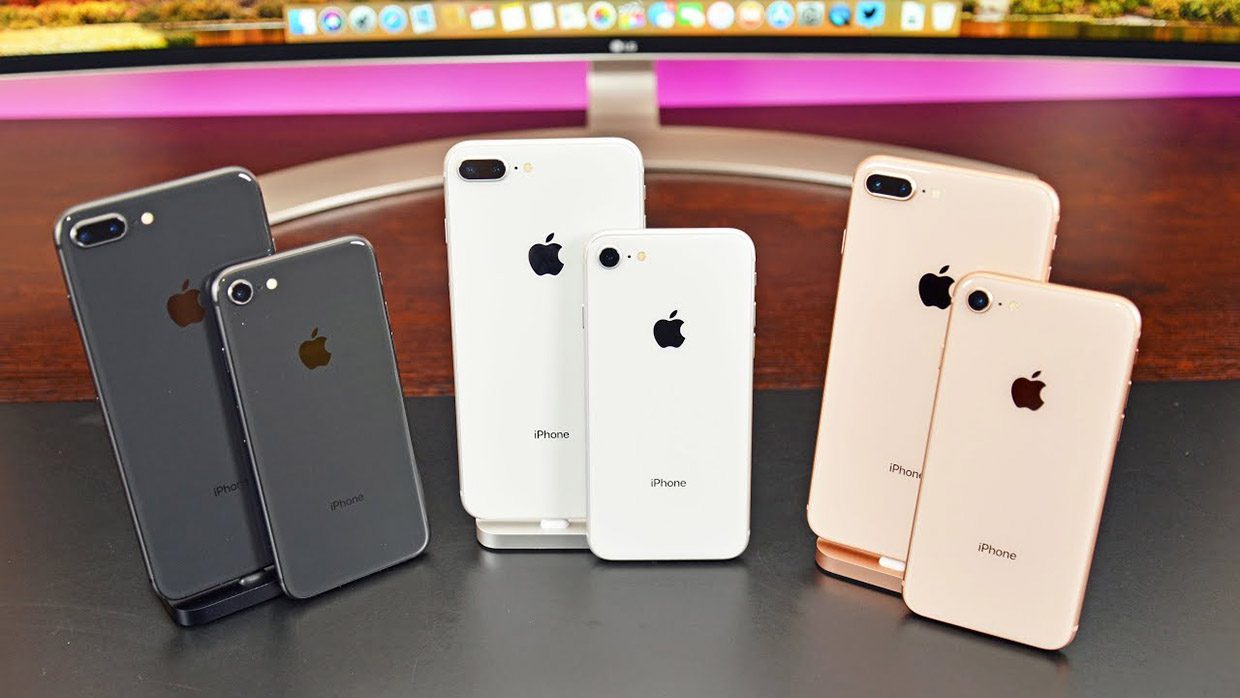 Битва iPhone 7 и iPhone 8. Какой смартфон быстрее включится?